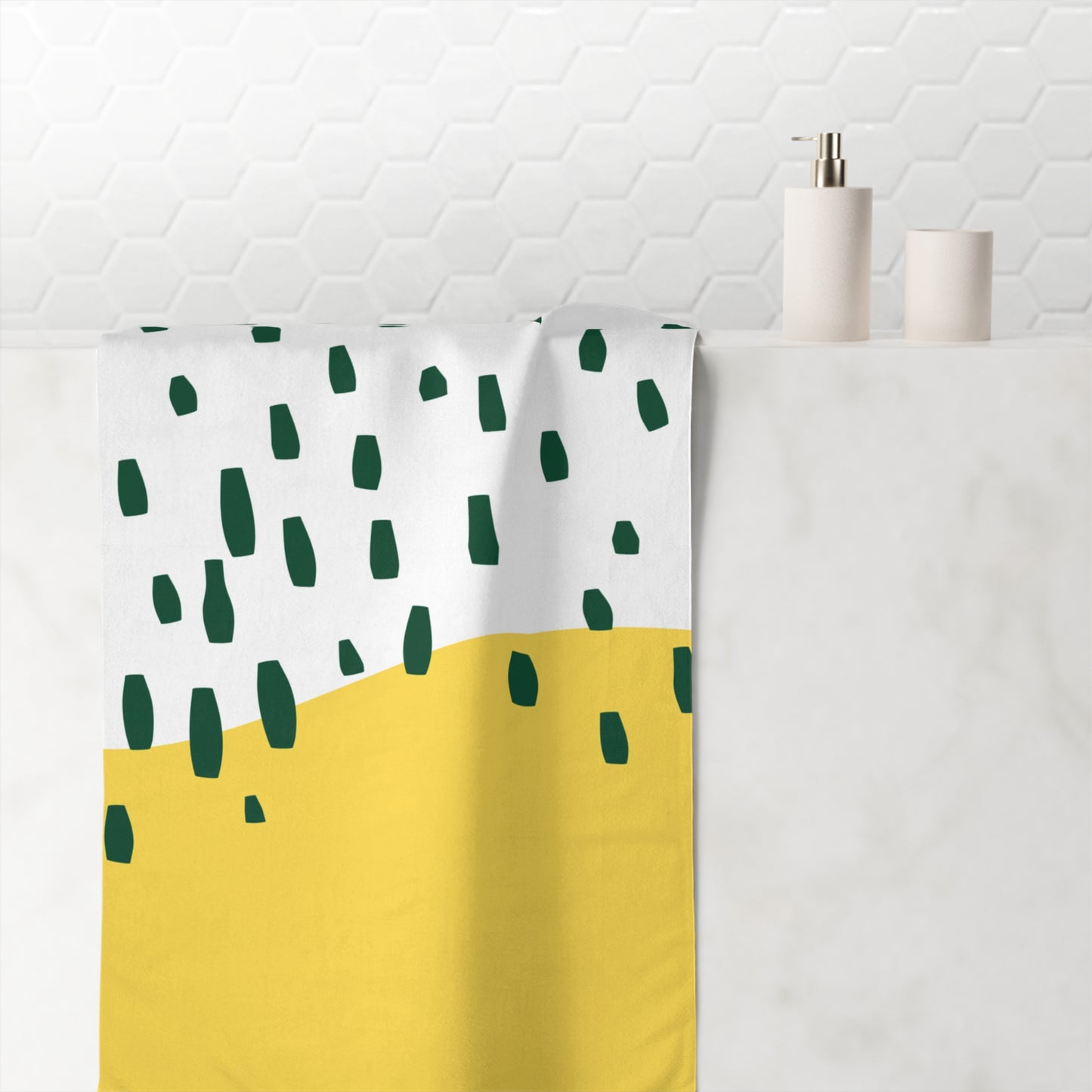 Retro geometric towel with soft absorbent texture, perfect for student bathroom decor
