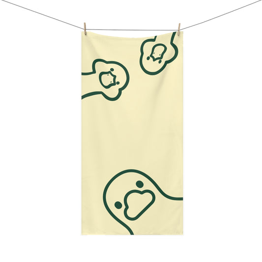 Butter yellow bathroom towel with expressive ‘what up’ duck design – bold and funny home accessory with sunny charm